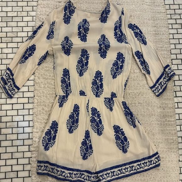Blue and white boho beachy romper size Small - Picture 4 of 4